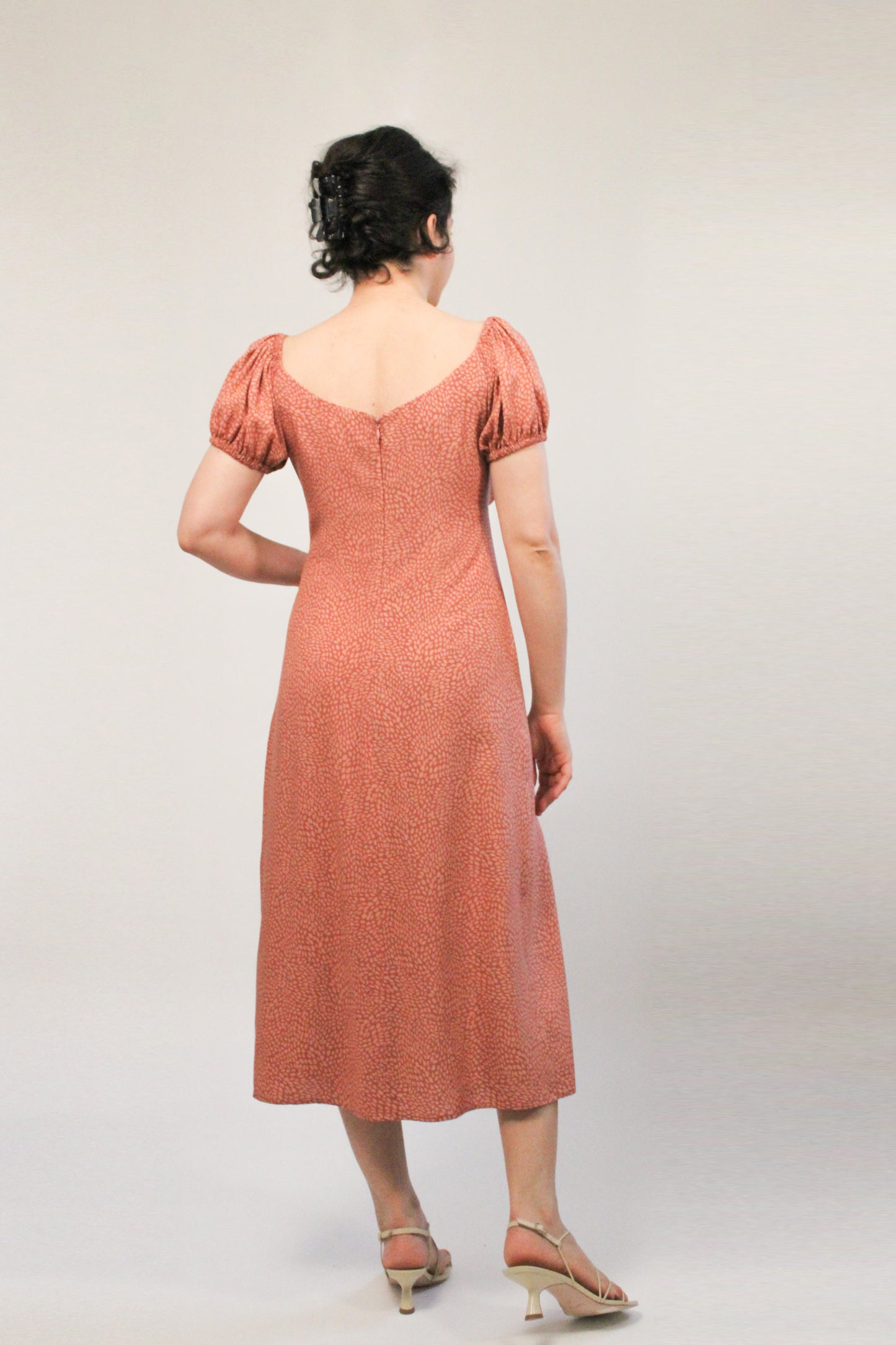 LINDA DRESS – PDF SEWING PATTERN - Bella loves patterns
